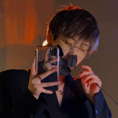 超火霸气真人情侣头像合集 共16张