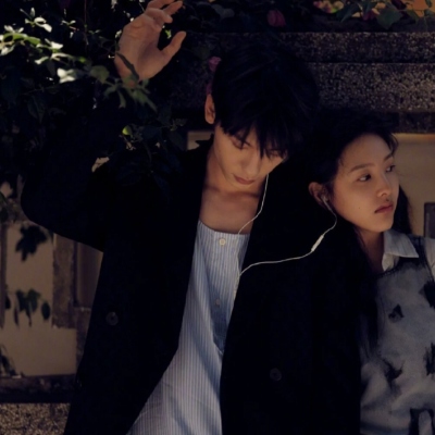 12组超甜真人情侣头像分享