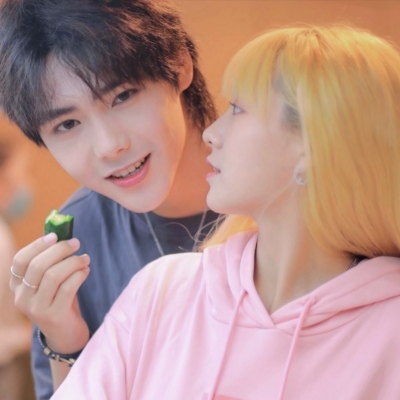 热门高颜值情侣头像合集 共14组成对高清图