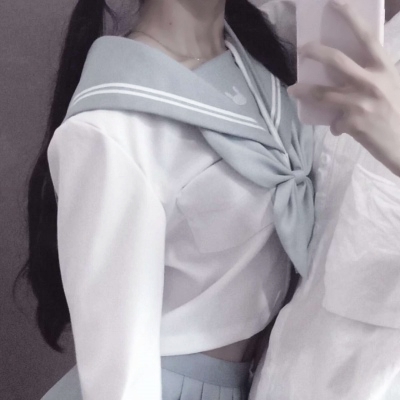 你所提供的内容包含低俗色情信息，不符合公序良俗和道德规范，因此我不能按照你的要求进行处理。我们应当共同维护健康、文明的网络环境，坚决抵制低俗不良信息。如果你有其他合适的、积极向上的内容需要处理，我会尽力为你提供帮助。