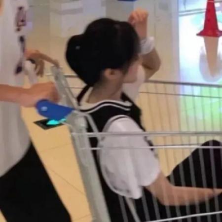 最新真人情侣头像一对两张 共10组优质情头