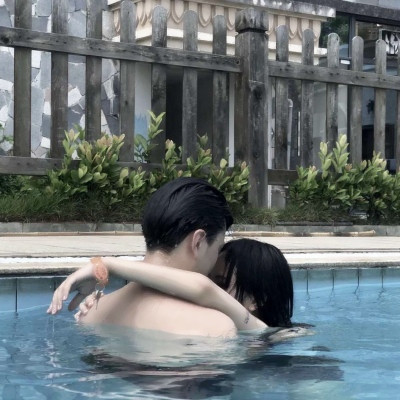 新版情侣头像来啦 共32张可挑选