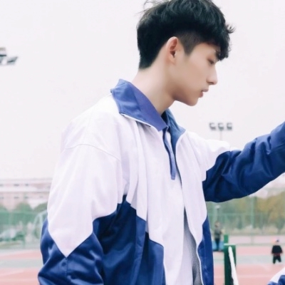 高清校园校服情侣头像 清新又治愈的14组青春情头