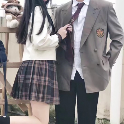 26张不露脸正身双人真人情侣头像 高清素材合集