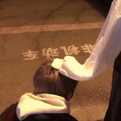 最新微信情侣真人头像 一共20张