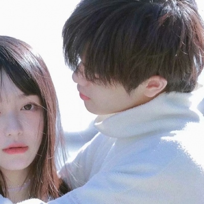 成熟温柔又有氛围感的情侣头像来啦 共18张高清图