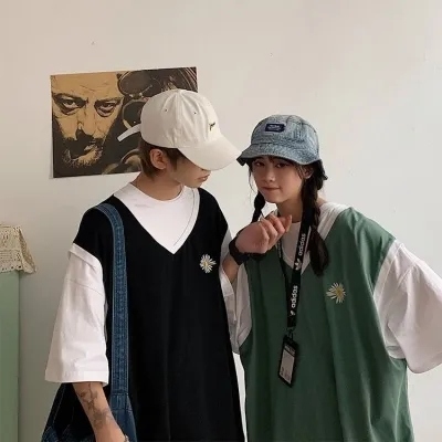 最新双人高清情侣头像来啦！这里整理了16张个性网同款图，都是适合情侣使用的高清素材。