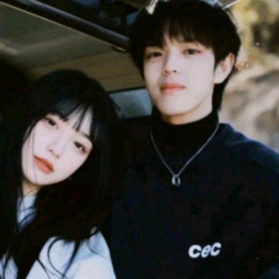 超火真人情侣头像 高清无水印共16张