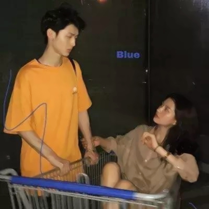 16组高清真人情侣头像 一男一女搭配又帅又好看