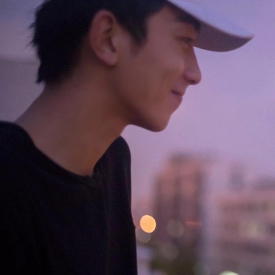 真人版网图甜系情头，20张高清个性情侣头像合集