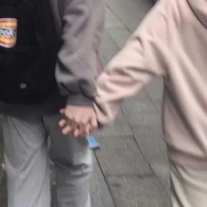 高清不露脸半身情侣头像合集 共20张