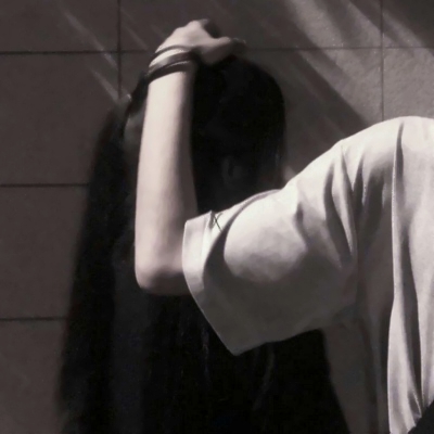 不露脸双人情侣头像 26张高清好看的一对两张图