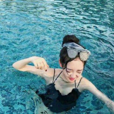 超特别的一男一女情侣头像 高清10张合集