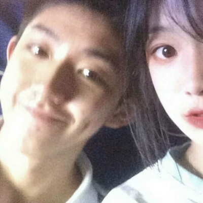 最新双人高清情侣头像来啦！这里整理了16张个性网同款图，都是适合情侣使用的高清素材。