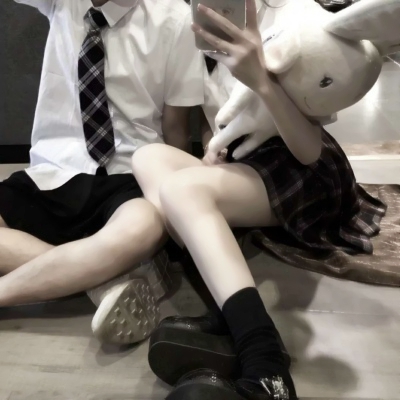 当下超火的爆款情侣头像 18张潮流情头合集