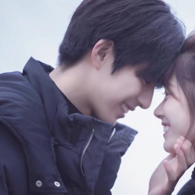 26张恩爱幸福双人高清情侣头像合集