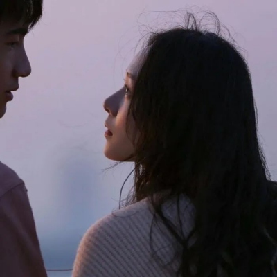 超火的一左一右情侣头像 14张高清合集