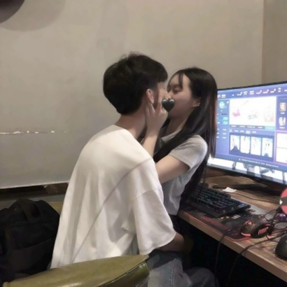 超甜！36组高清真人情侣专用QQ头像，甜度拉满好磕