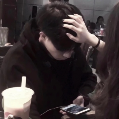 26张恩爱幸福双人高清情侣头像合集