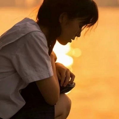 成熟温柔又有氛围感的情侣头像来啦 共18张高清图