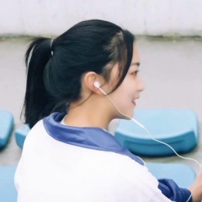 高清校园校服情侣头像 清新又治愈的14组青春情头