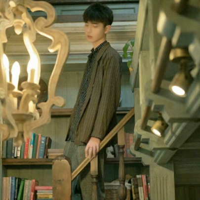 QQ复古情侣头像来啦！高清真人款复古风情侣头像共10张