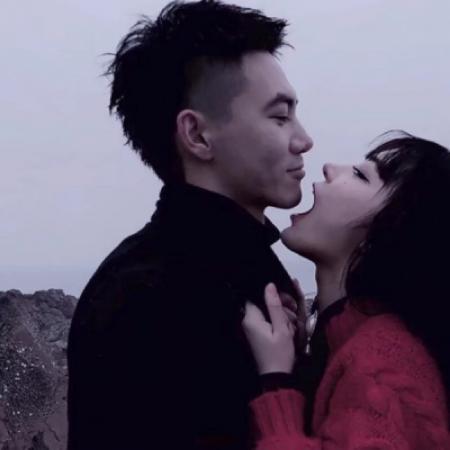 超火的抖音双人高清情侣头像，一共12张