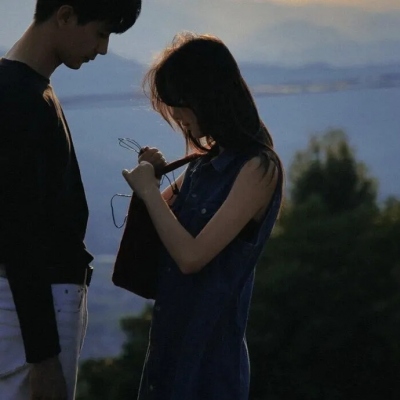 流行的真人一左一右情头网图合集来了，共18张高清图