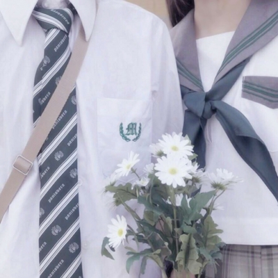 32张不露头情侣头像合集！高清半身不露脸的部位情头来啦