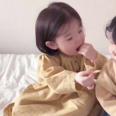 20组可爱萌娃QQ情侣头像 两张分开高清图