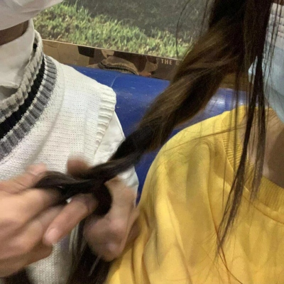 12张超甜不露脸背影情侣头像，快来挑一对