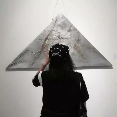 高冷氛围感拉满！一男一女单人背影情头合集（34张高清图）