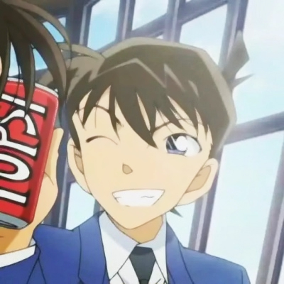 26组高清漫画情侣头像 男女各一张一人一半