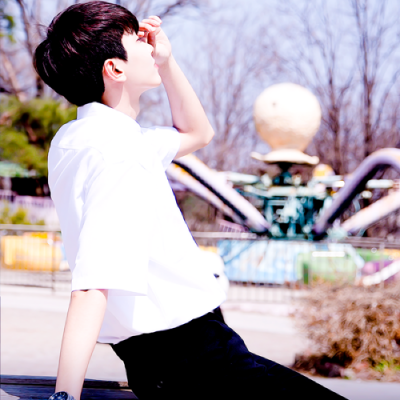 新款单人情侣头像！一男一女分开款高清图共12张