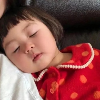 8组一左一右的可爱情侣头像，快和对象安排上