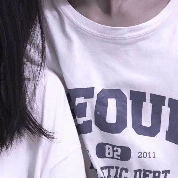 22张高清真人部位情头合集 氛围感拉满的不露脸情侣头像