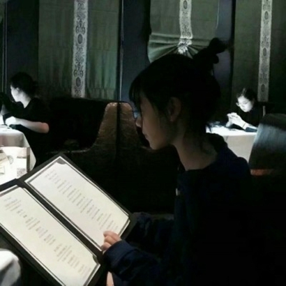 16张高清唯美情侣微信头像 直接存就能用