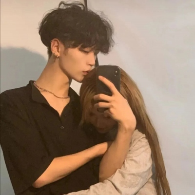 情侣头像最新合集！14张高清图直接抱走