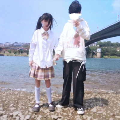 20张甜蜜可爱的萝莉情侣头像 高清无水印可直接用