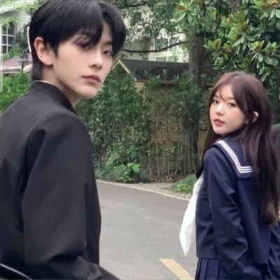 超戳人的浪漫神仙情侣头像 16张合集