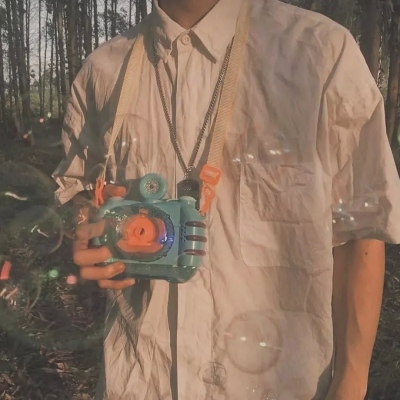 不想公开的单人情侣头像一人一张 20组合集来了