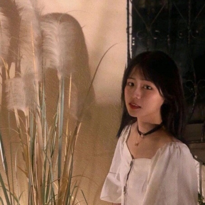 不明显真人单人高清情头合集 共36张