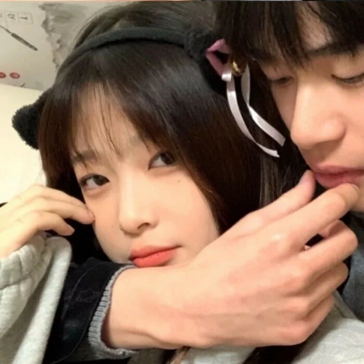 微信专属情侣头像合集 共16张