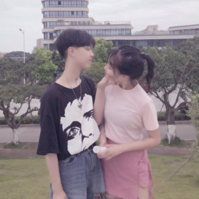 新版QQ情侣头像来啦！36张高清热门款一次看够