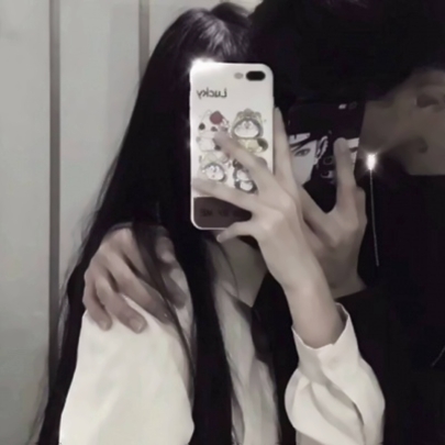 12张高清好看的情侣QQ头像部位图