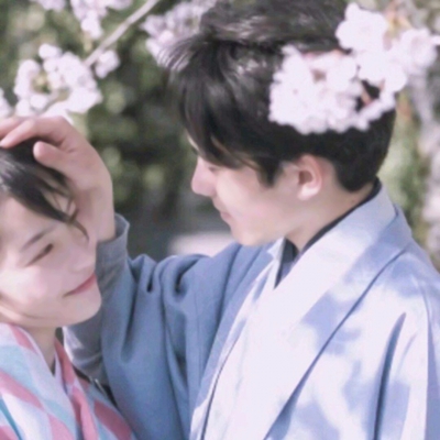 30张真人甜系情侣头像！高清网图直接抱走