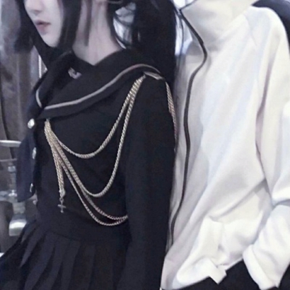 一对两张真人版QQ个性情头 高清好看的22张情侣头像分享