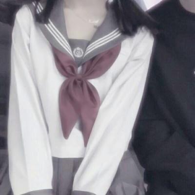 16张高清潮感QQ情侣下半身头像 个性党速存