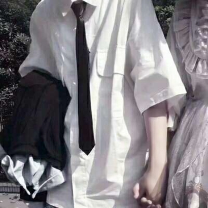 不露脸也甜！28张新潮部位双人情侣头像高清图