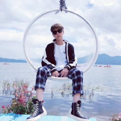 16组单人小清新情侣头像 氛围感拉满的高清美图合集